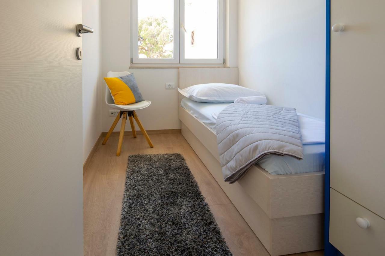 Apartman Pjero 3+2 Makarska Esterno foto