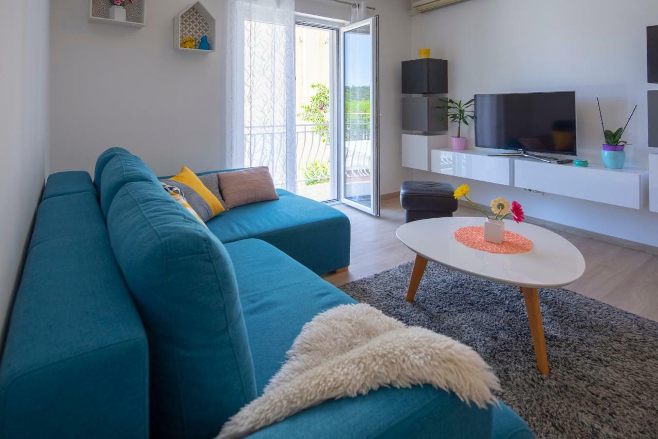 Apartman Pjero 3+2 Makarska Esterno foto